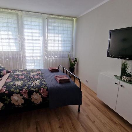 Апартаменты Apartament Spoko-Loko Строне-Слёнске Экстерьер фото
