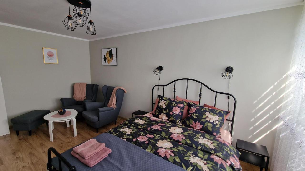 Апартаменты Apartament Spoko-Loko Строне-Слёнске Экстерьер фото